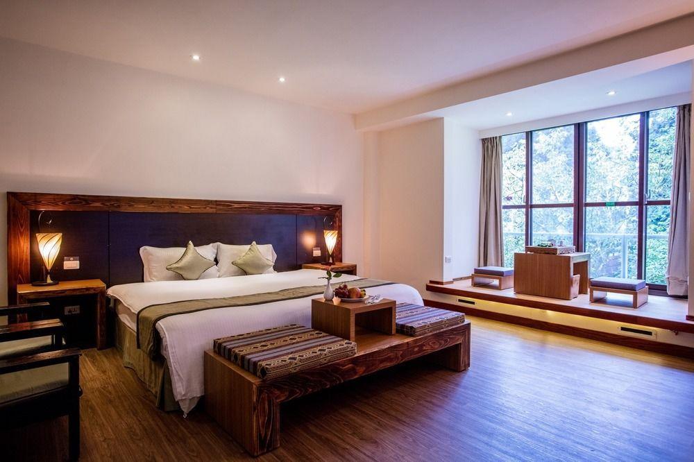 Howard Resort Xitou Lugu Lake Exterior photo
