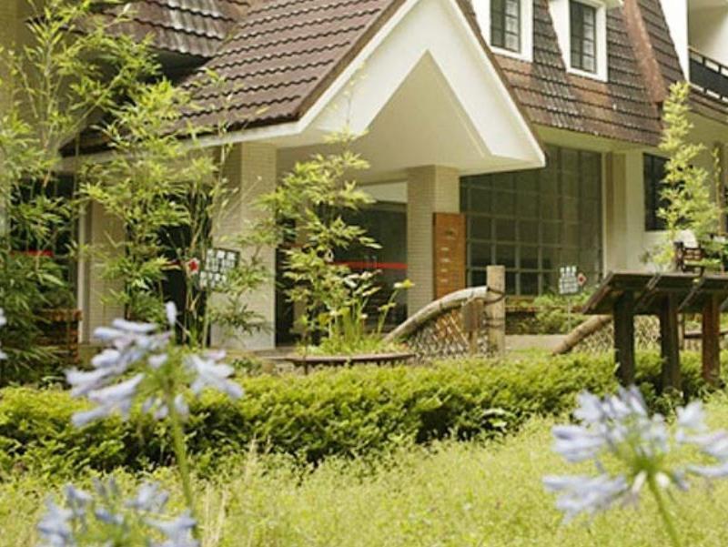 Howard Resort Xitou Lugu Lake Exterior photo